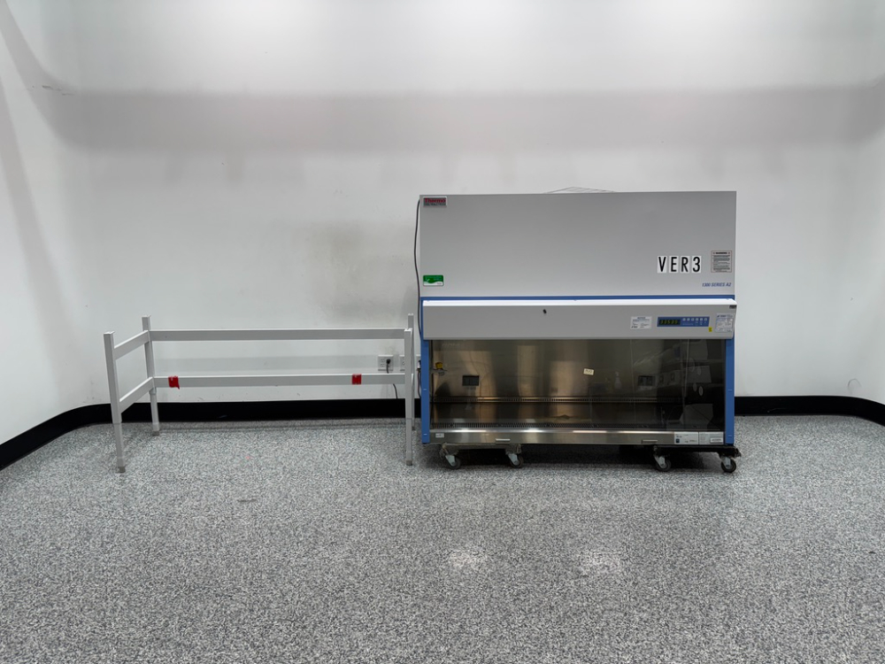 Image of Thermo 1300 Series A2 6' Biosafety Cabinet